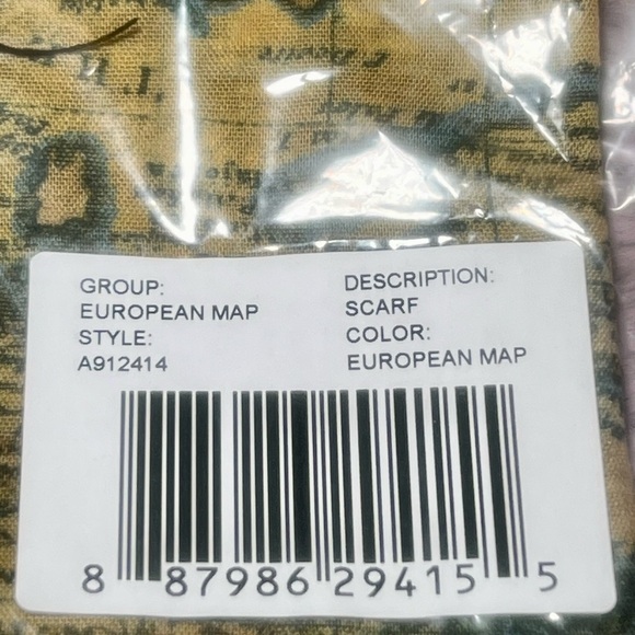 NWT Patricia Nash European Map Lightweight Scarf - Picture 4 of 6